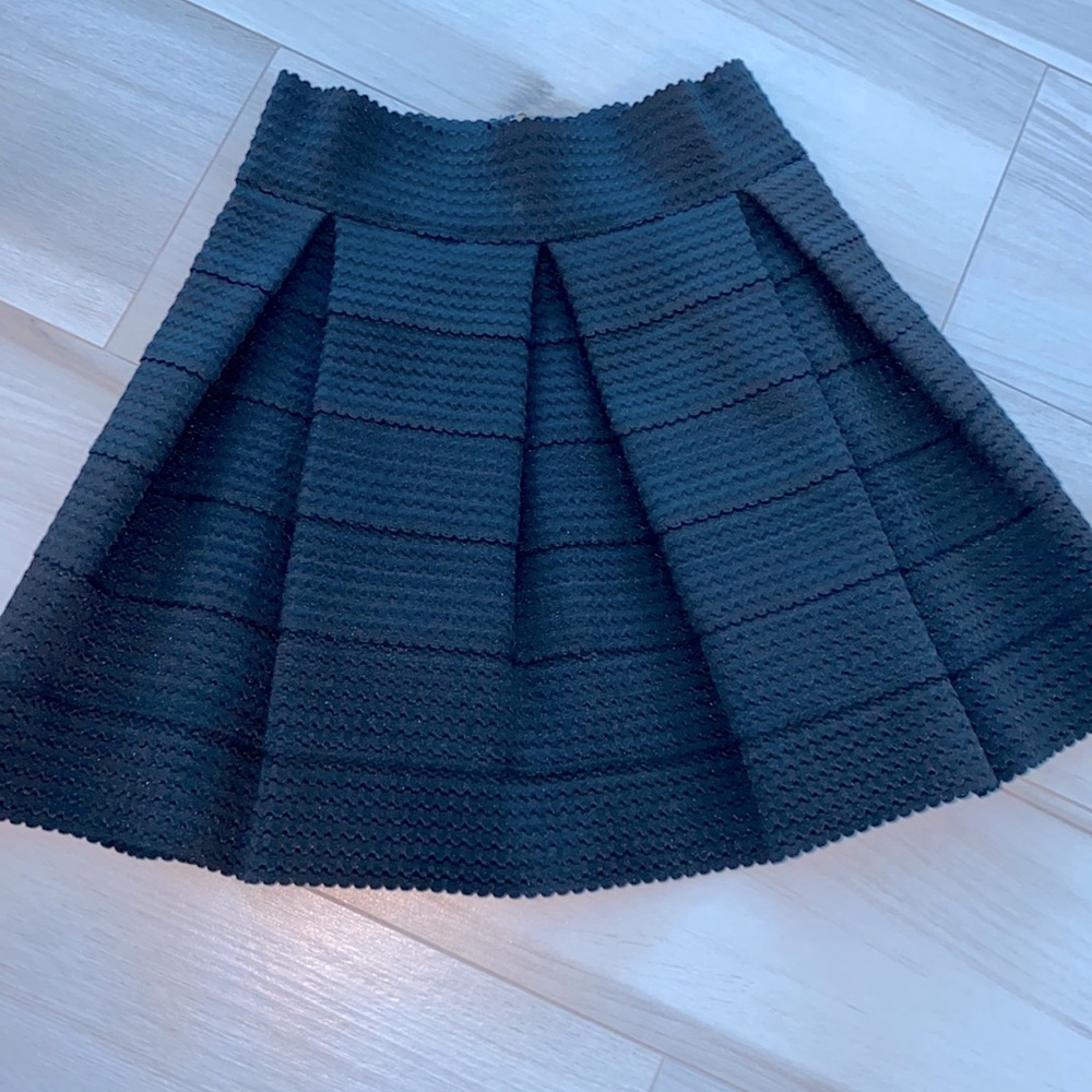 KIWI TUCKER POLY SKIRT XS